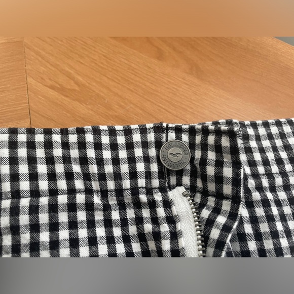 Hollister Checkered Skirt Set - Picture 6 of 7